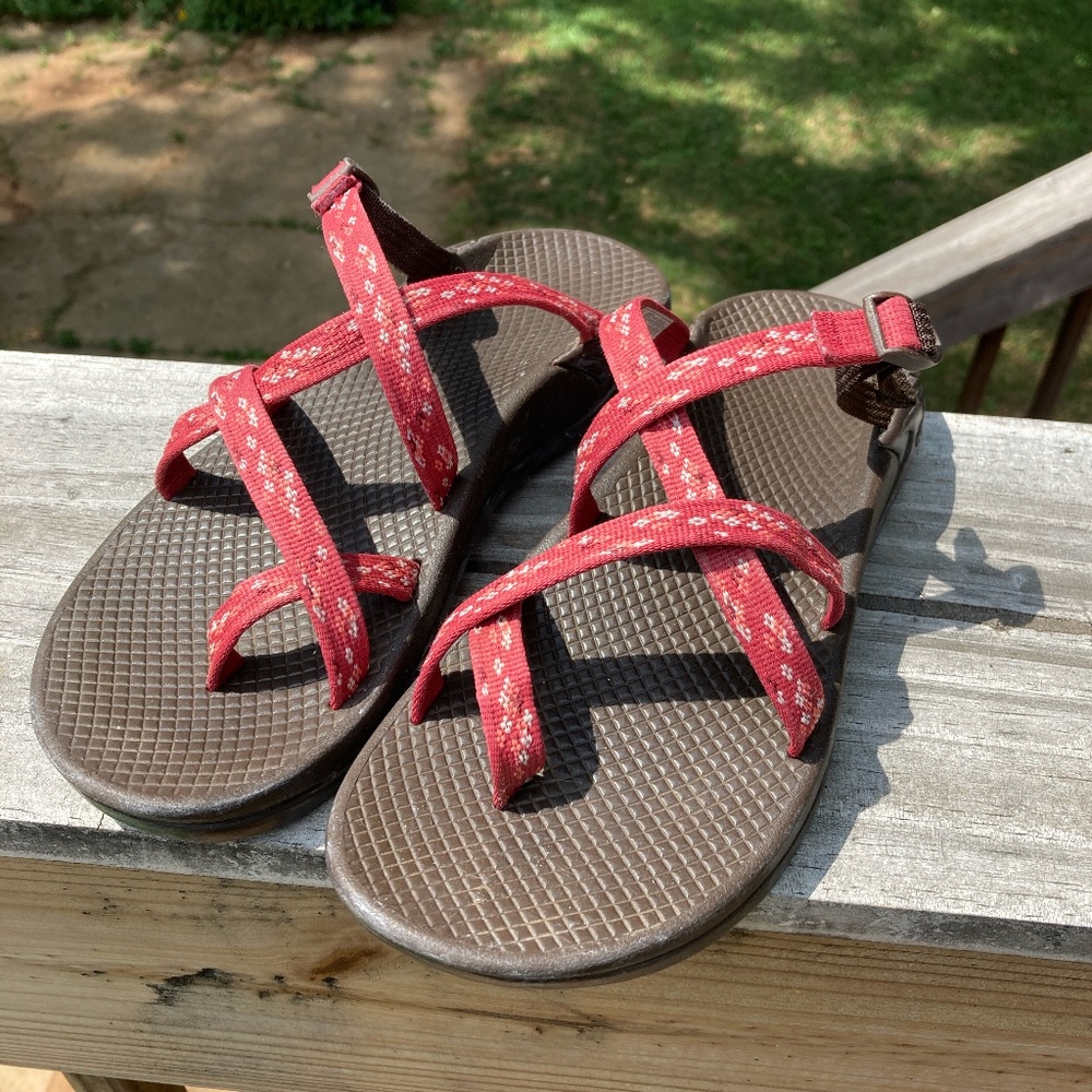 Women's 8 regular width Chaco sandals